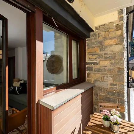 El Nido Del Pirineo Estilo Y Calidez En Apartamento Villanúa
