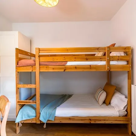 El Nido Del Pirineo Estilo Y Calidez En Villanúa