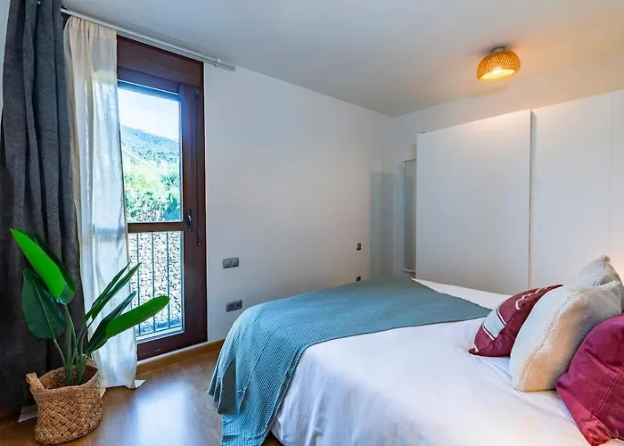 El Nido Del Pirineo Estilo Y Calidez En * Villanúa