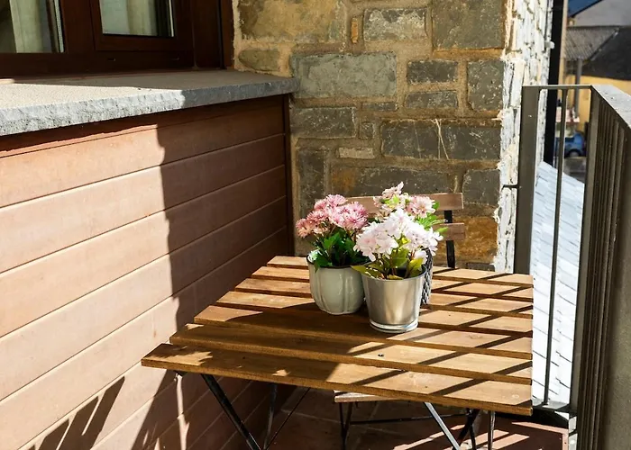 El Nido Del Pirineo Estilo Y Calidez En Villanúa