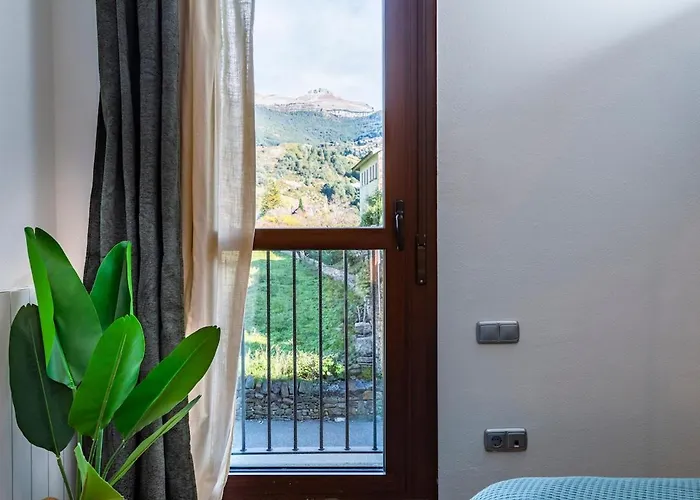 Lägenhet El Nido Del Pirineo Estilo Y Calidez En *