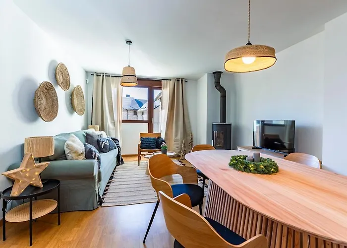 Apartamento El Nido Del Pirineo Estilo Y Calidez En